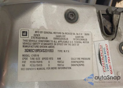 1999 Chevrolet Tahoe из США, поврежденный, VIN 3GNEC18R8XG231053